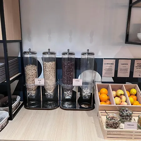 Hotel Ibis Centre 3*